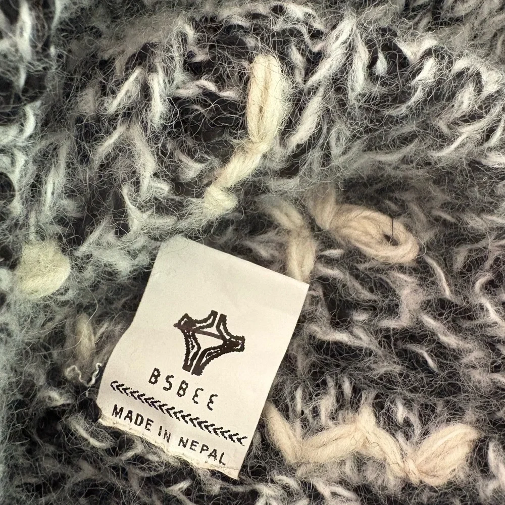 NWOT Free People Bsbee Handknit Beanie